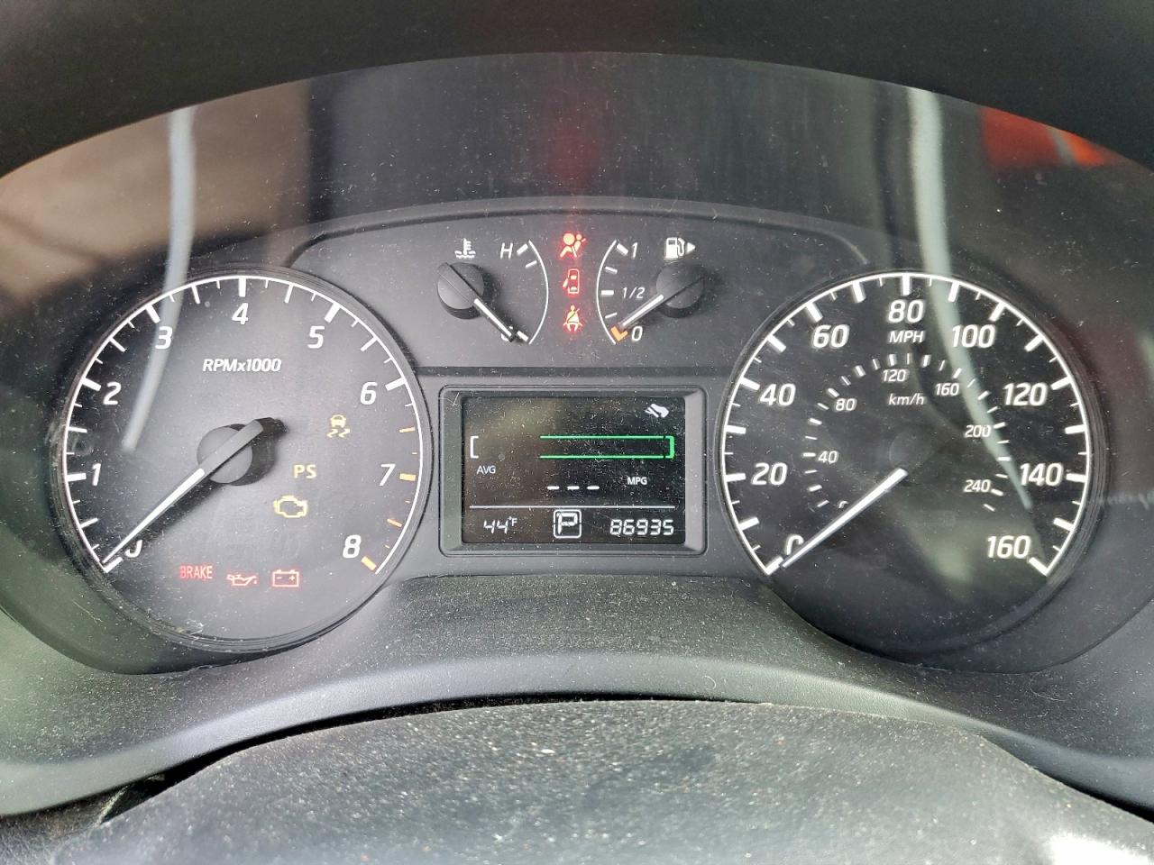 2015 NISSAN SENTRA S photo 9