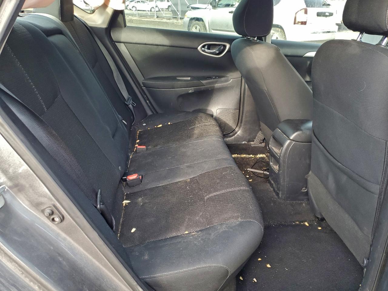 2015 NISSAN SENTRA S photo 10
