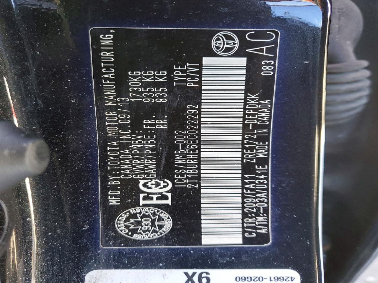 2014 TOYOTA COROLLA L photo 12