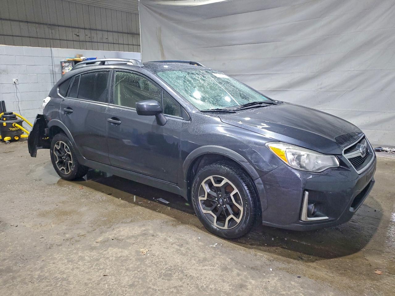 2017 SUBARU CROSSTREK PREMIUM photo 4