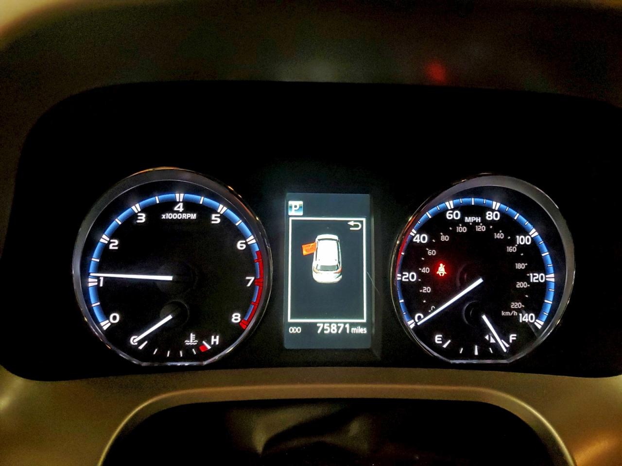 2017 TOYOTA RAV4 LE photo 9