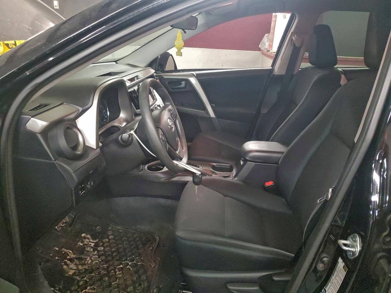 2017 TOYOTA RAV4 LE photo 7
