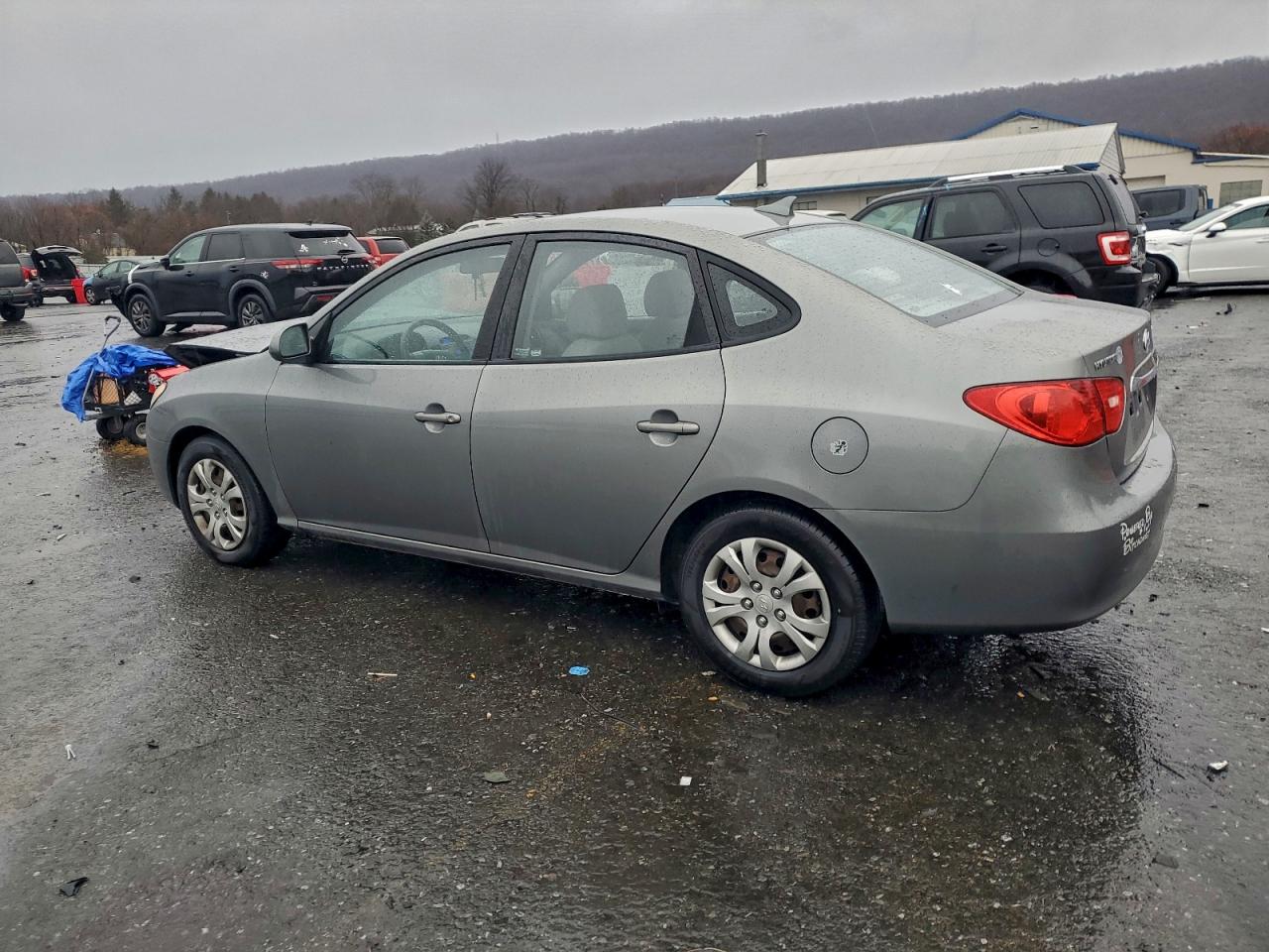 2010 HYUNDAI ELANTRA BLUE photo 2