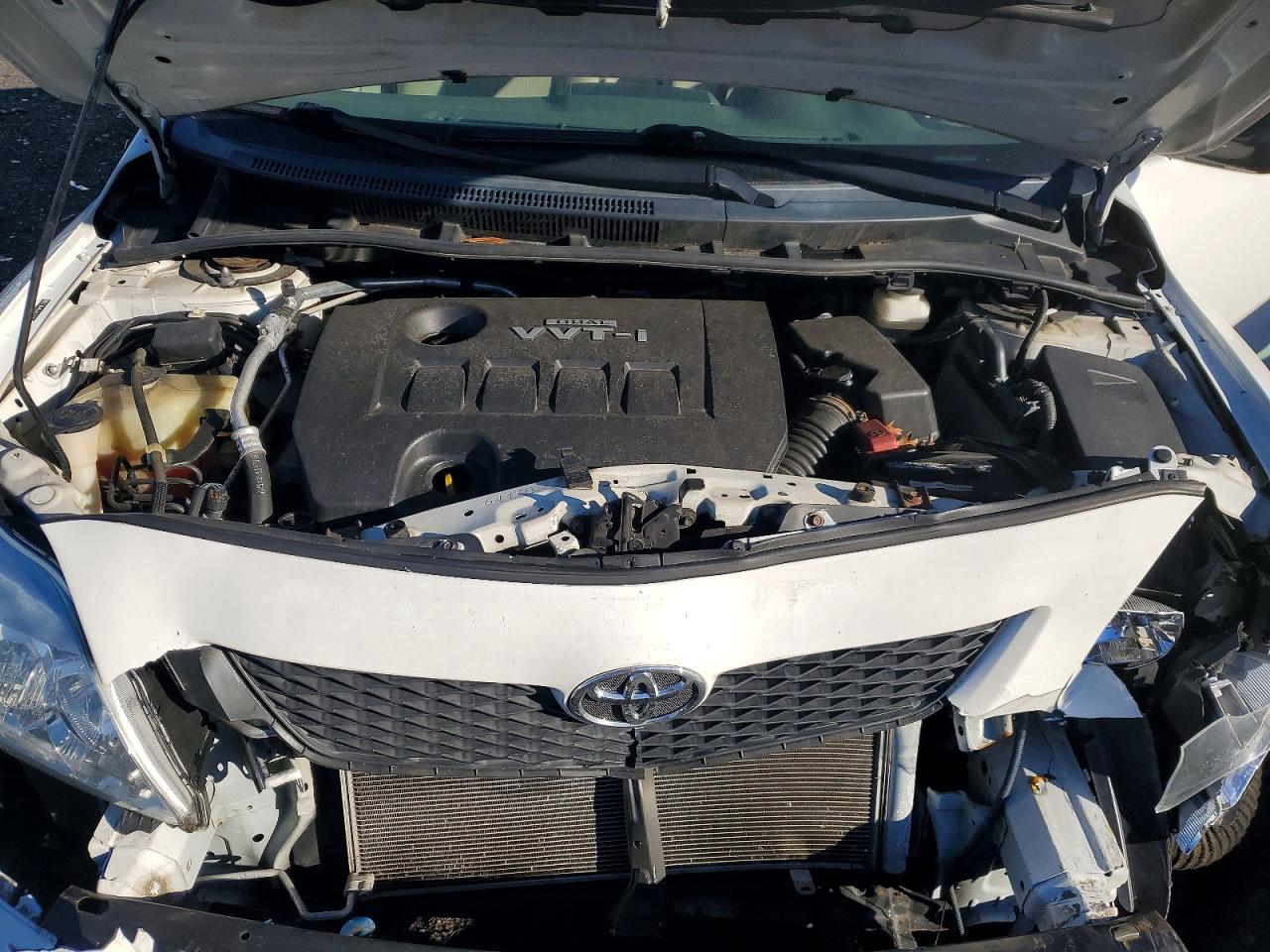 2010 TOYOTA COROLLA BASE photo 11