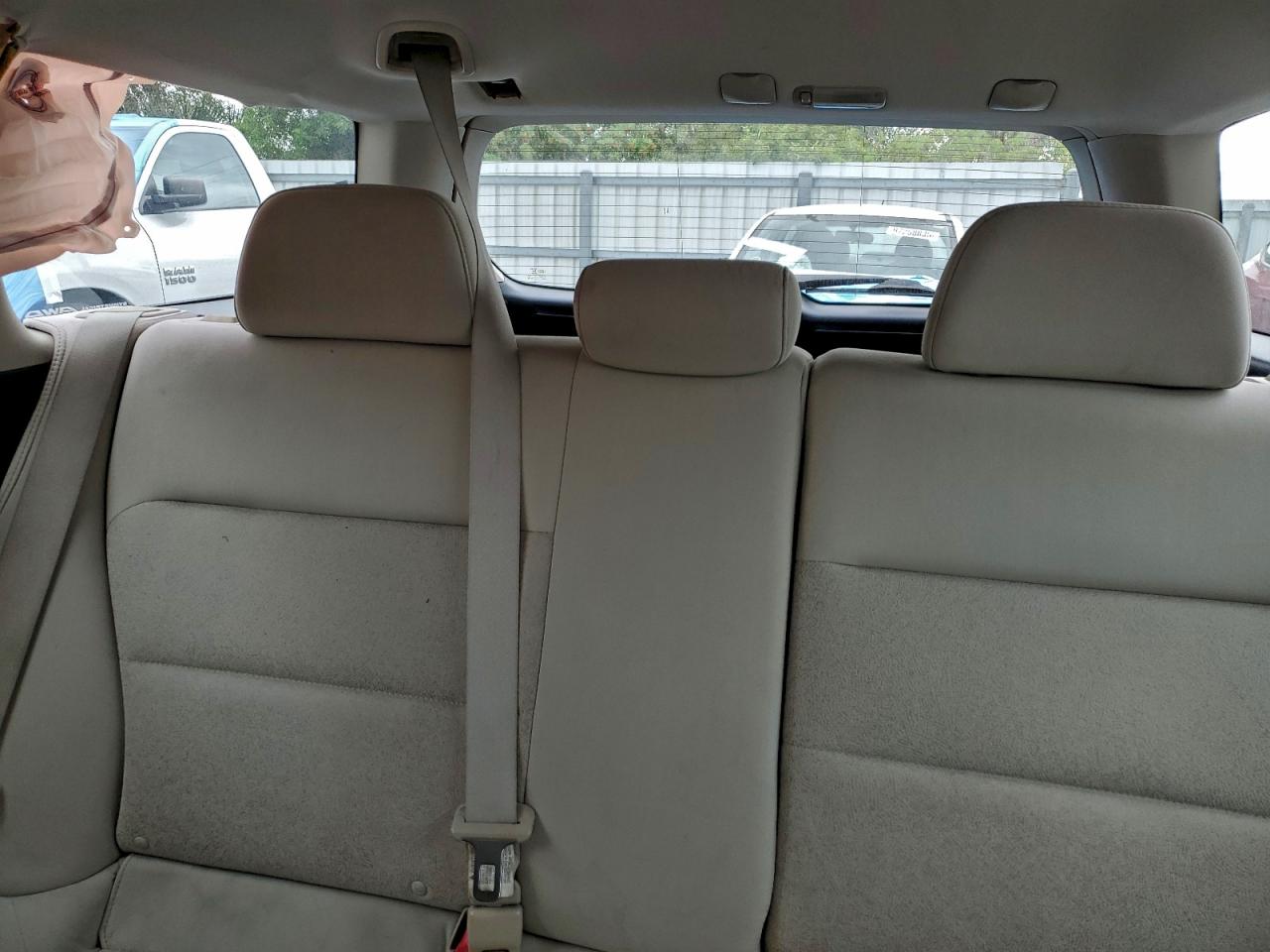 2008 SUBARU OUTBACK photo 10
