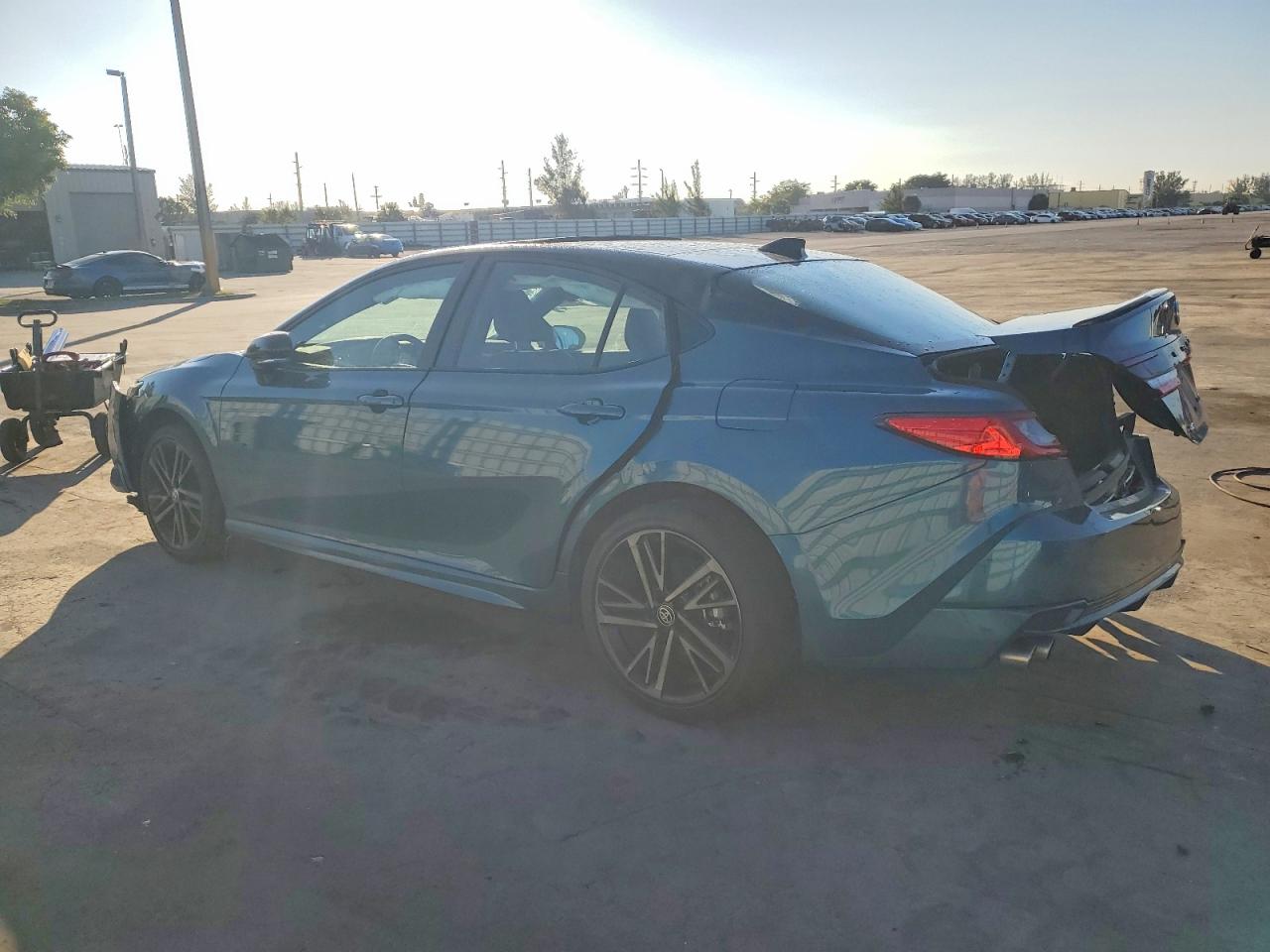 2025 TOYOTA CAMRY XSE photo 3