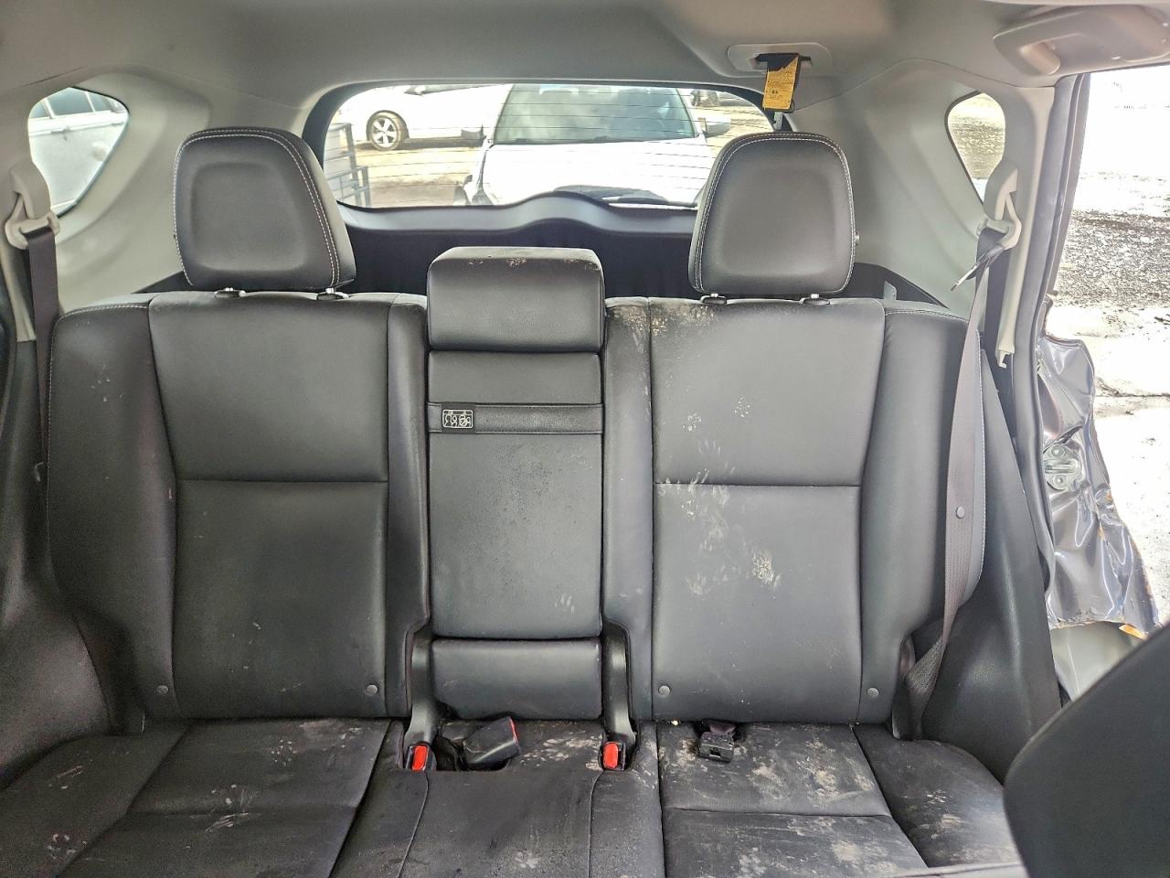 2016 TOYOTA RAV4 HV photo 10