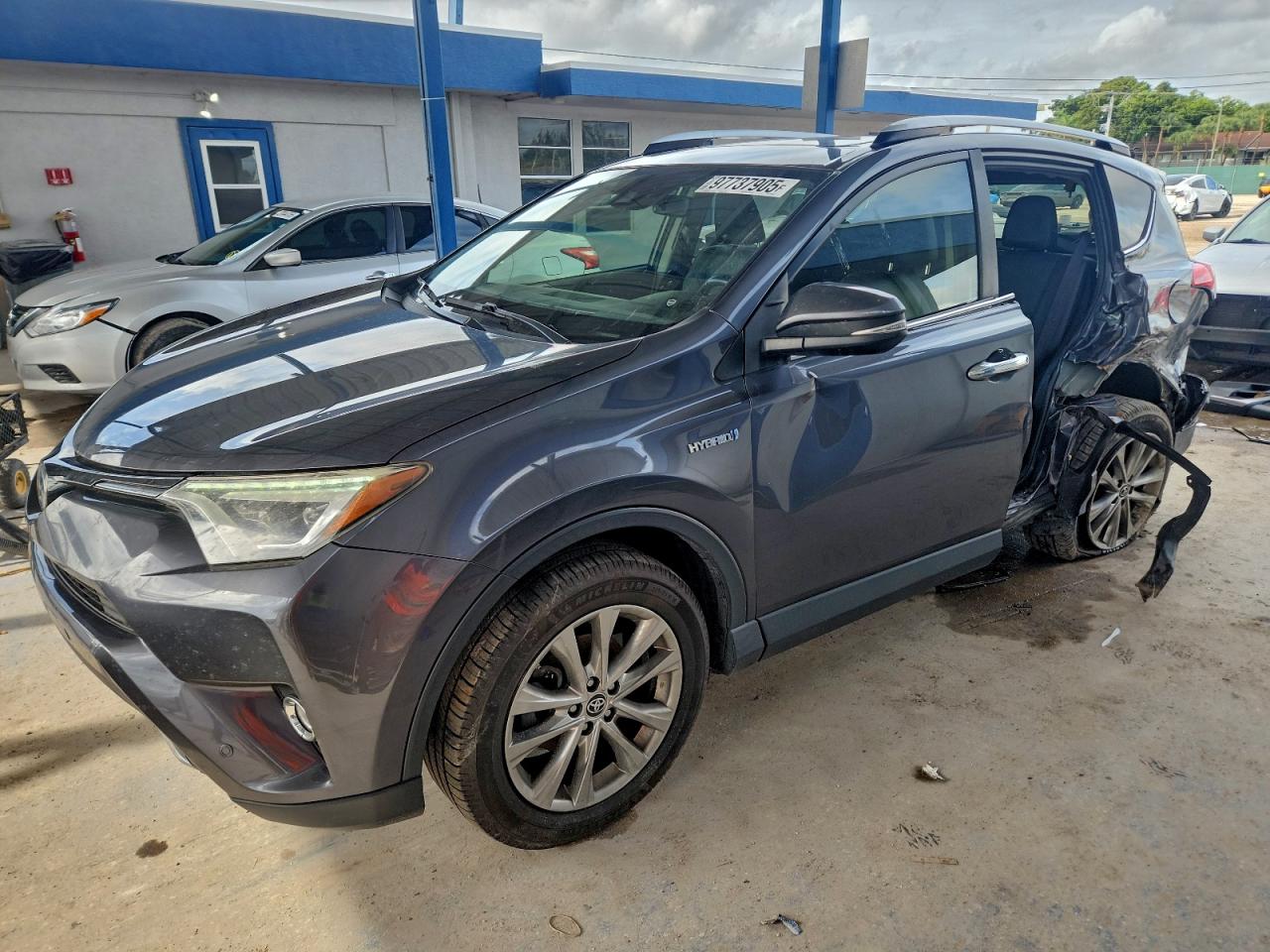 2016 TOYOTA RAV4 HV