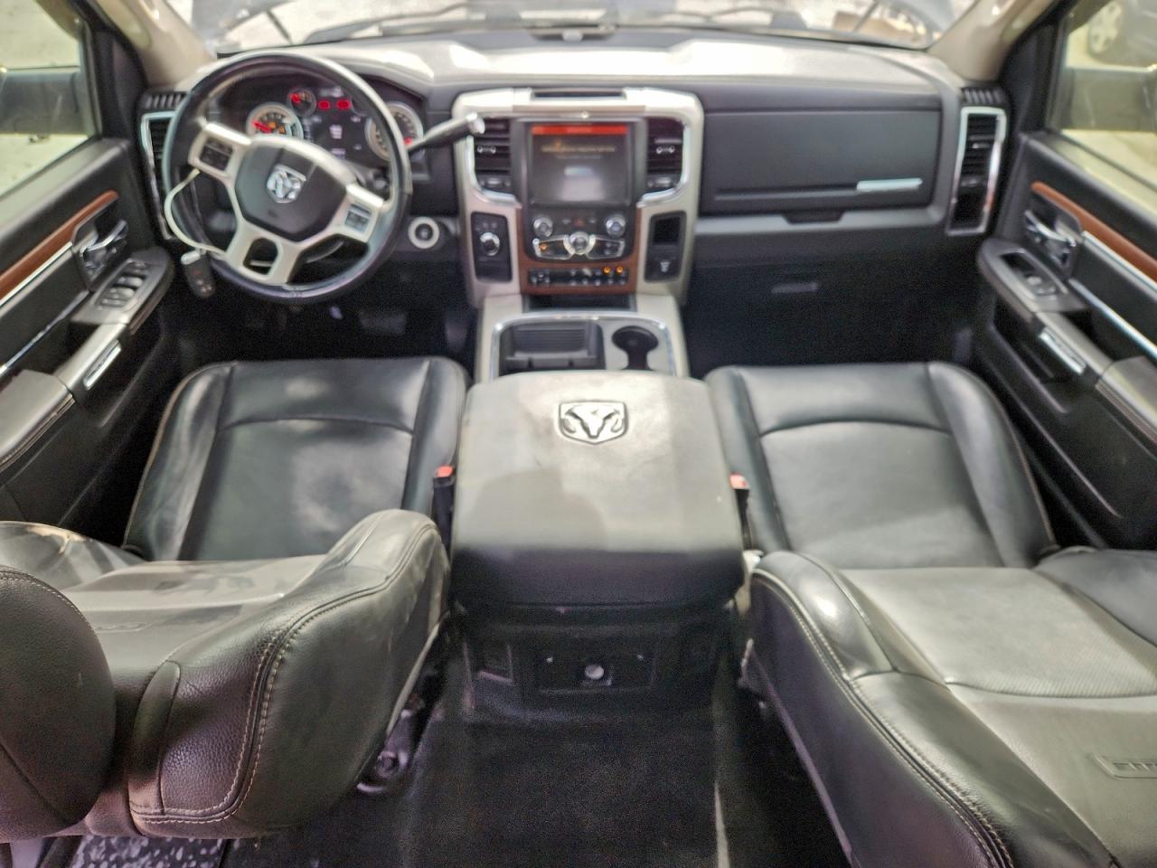 2017 RAM 2500 LARAMIE photo 8