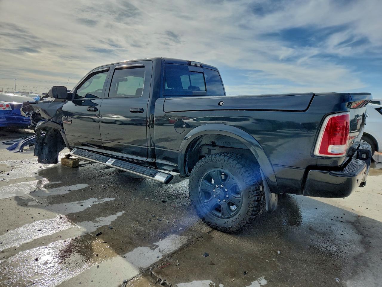2017 RAM 2500 LARAMIE photo 2