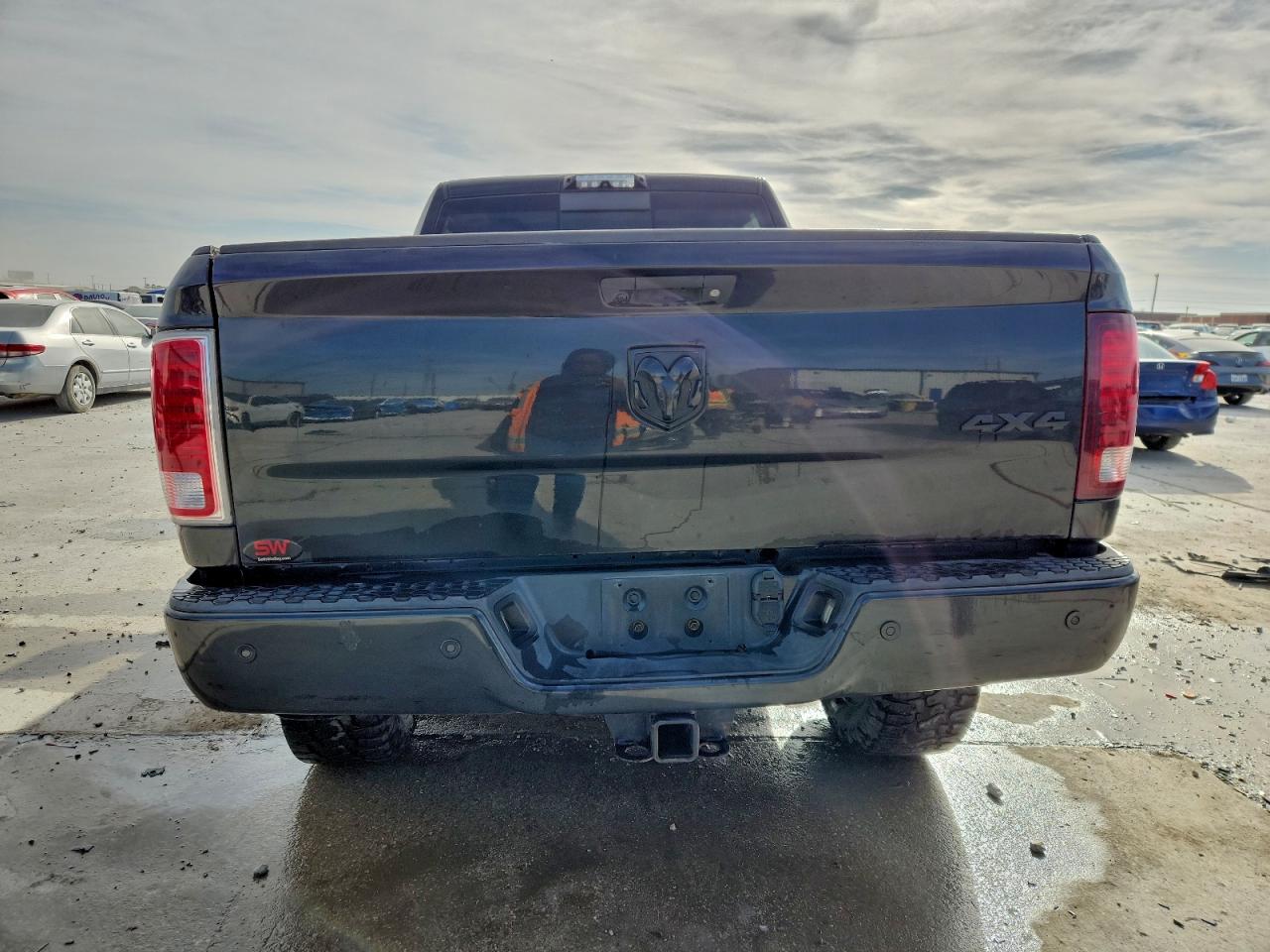 2017 RAM 2500 LARAMIE photo 6
