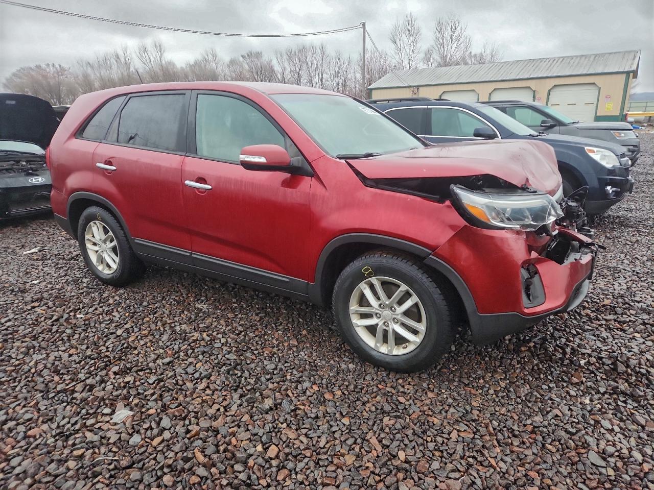 2014 KIA SORENTO LX photo 4