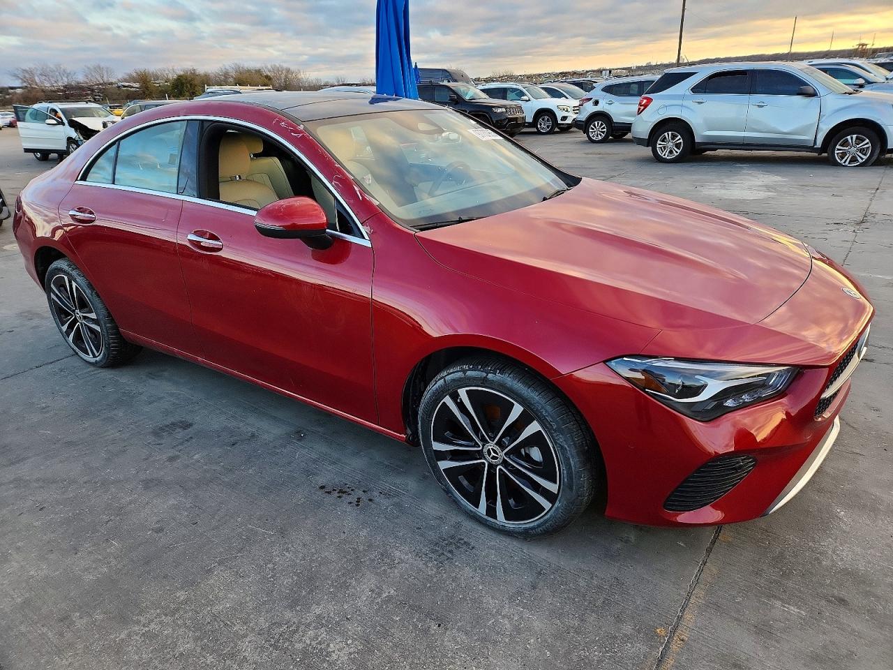 2025 MERCEDES-BENZ CLA 250 photo 4
