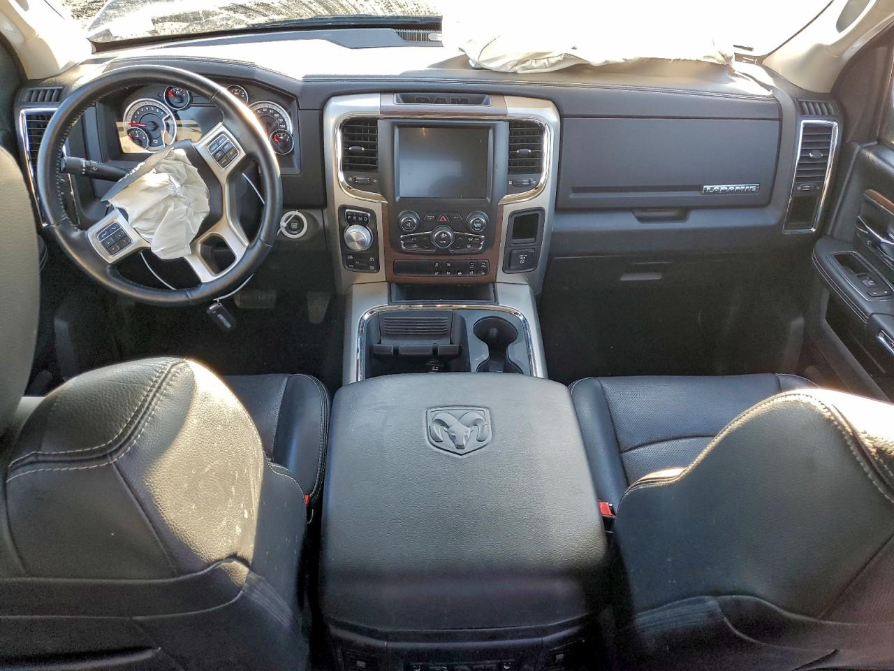 2017 RAM 1500 LARAMIE photo 8
