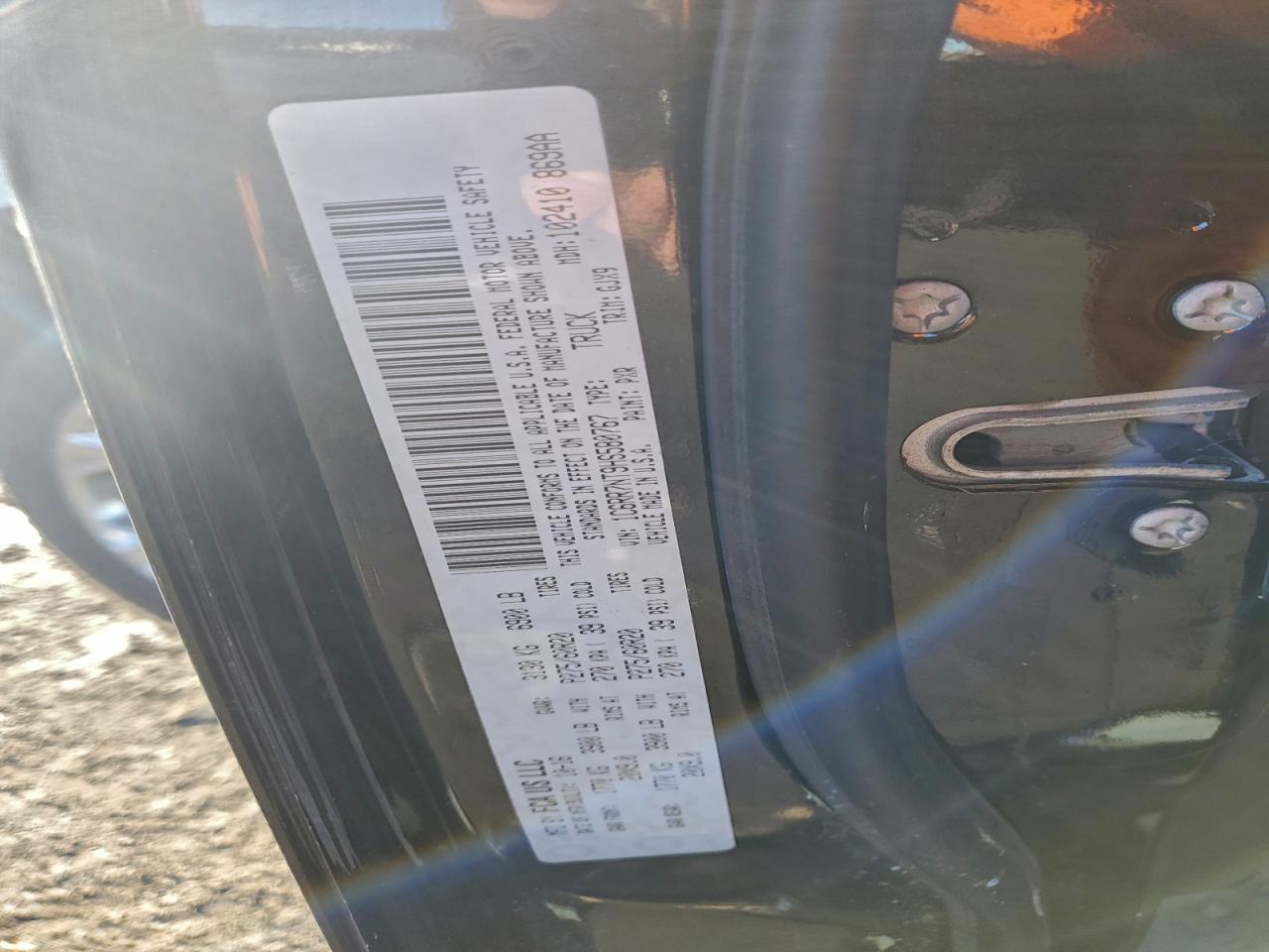 2017 RAM 1500 LARAMIE photo 12