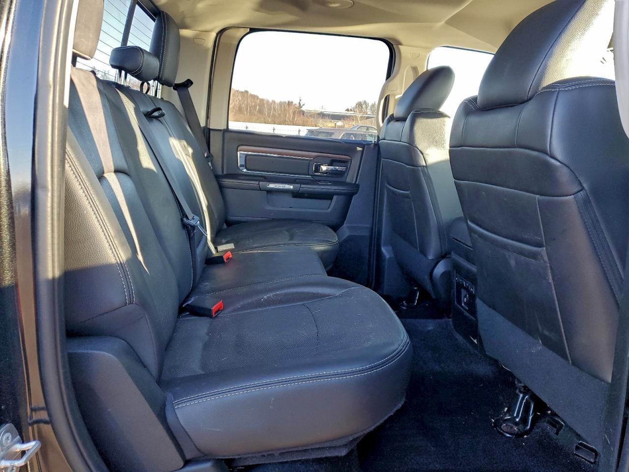 2017 RAM 1500 LARAMIE photo 10