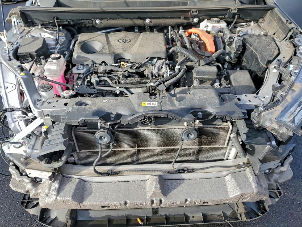 2021 TOYOTA RAV4 XLE photo 11