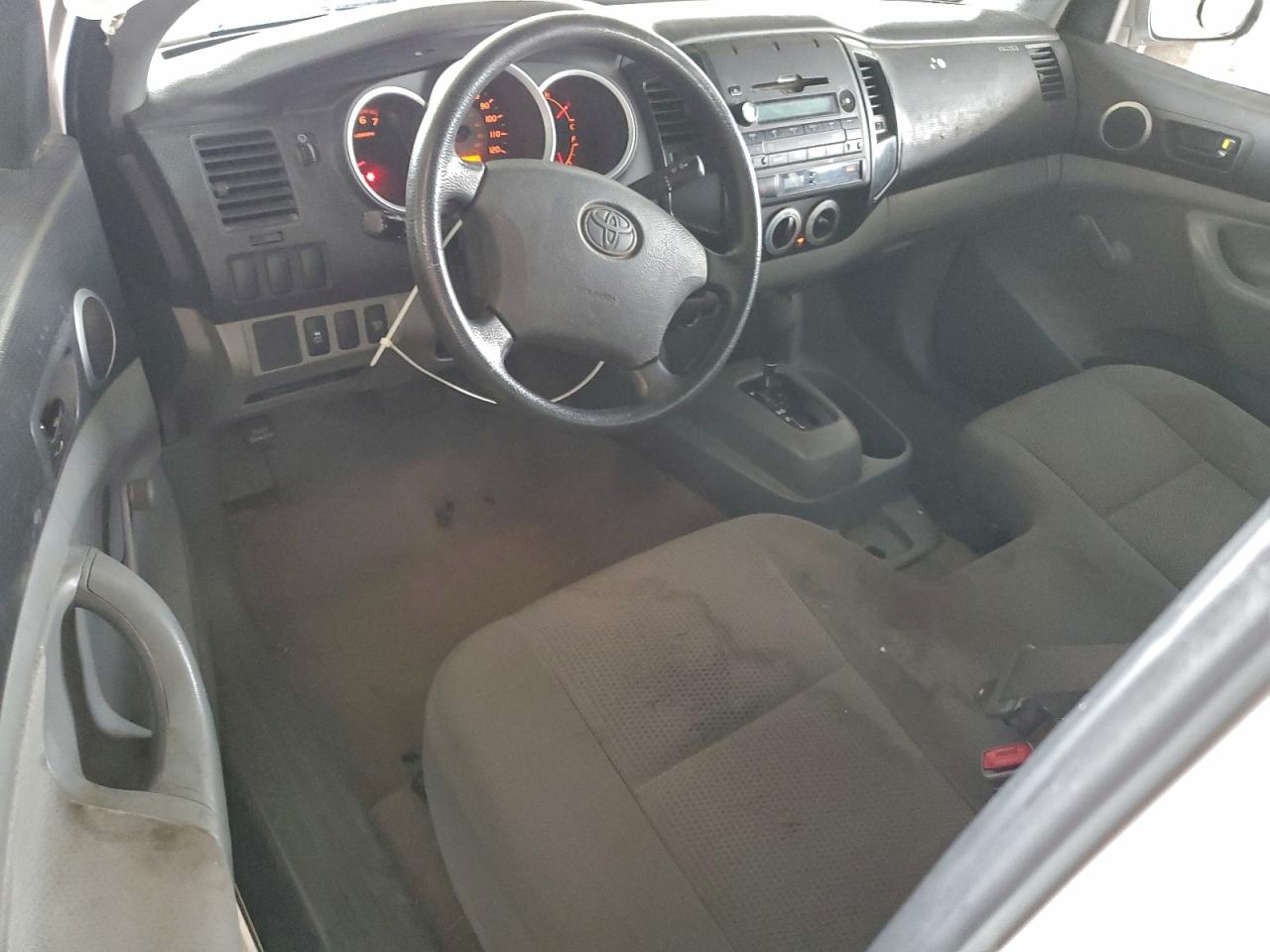 2009 TOYOTA TACOMA photo 8