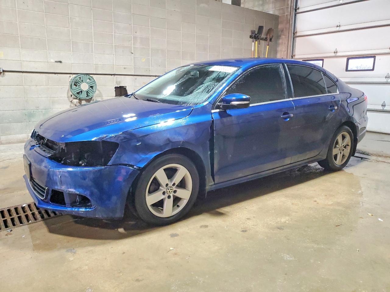2013 VOLKSWAGEN JETTA