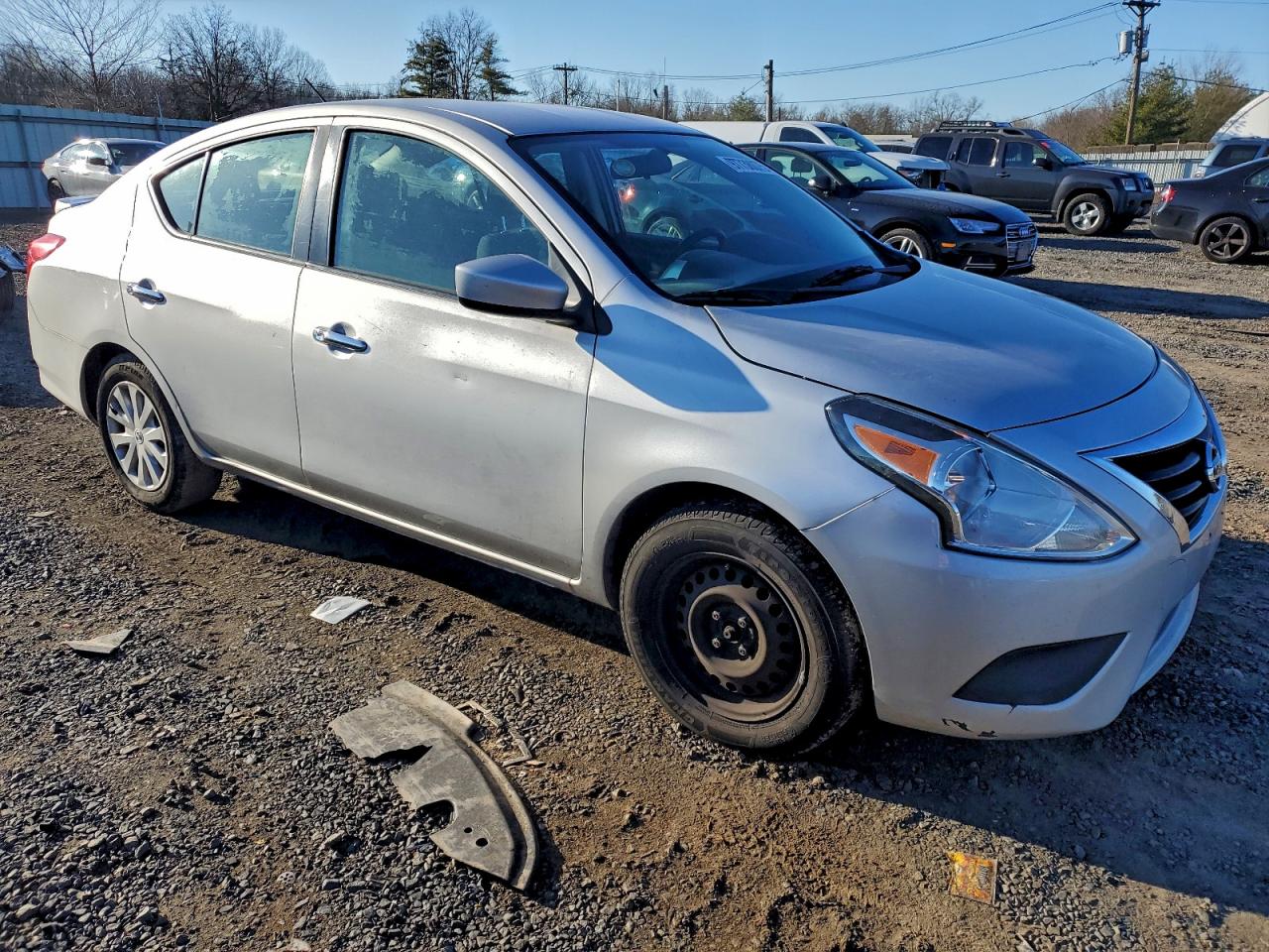 2018 NISSAN VERSA S photo 4