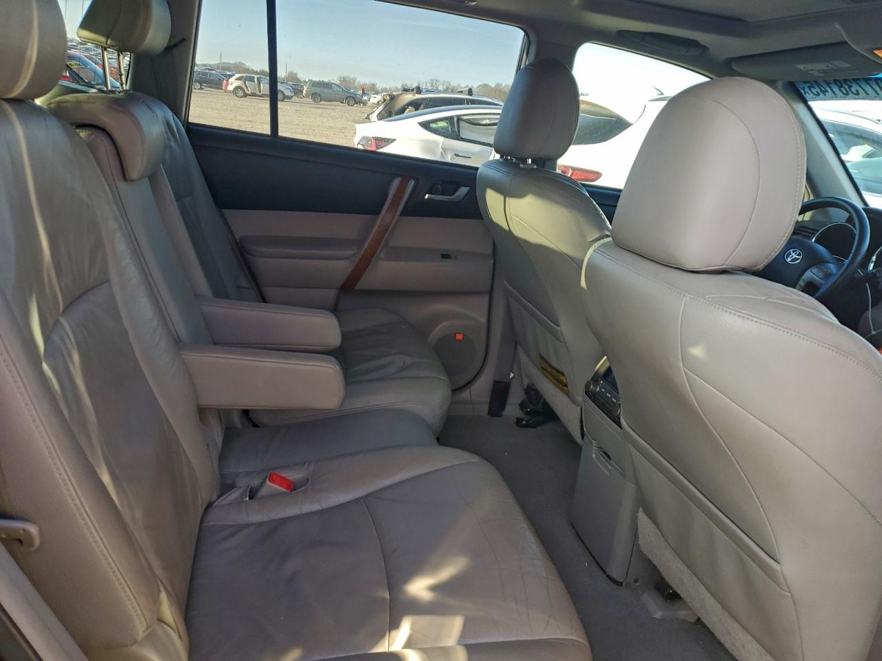 2009 TOYOTA HIGHLANDER LIMITED photo 11