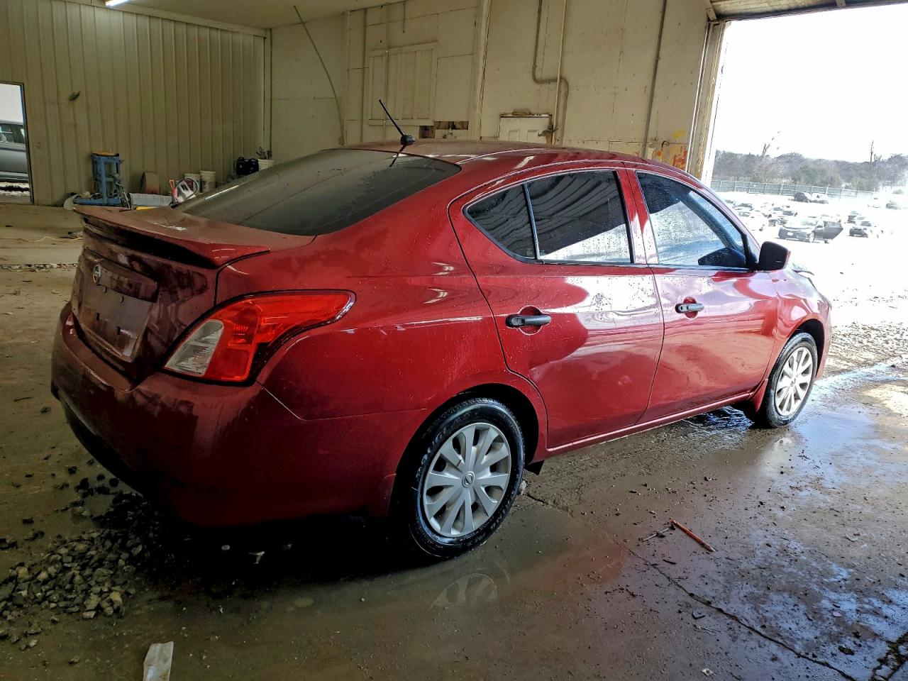 2018 NISSAN VERSA S PLUS photo 3