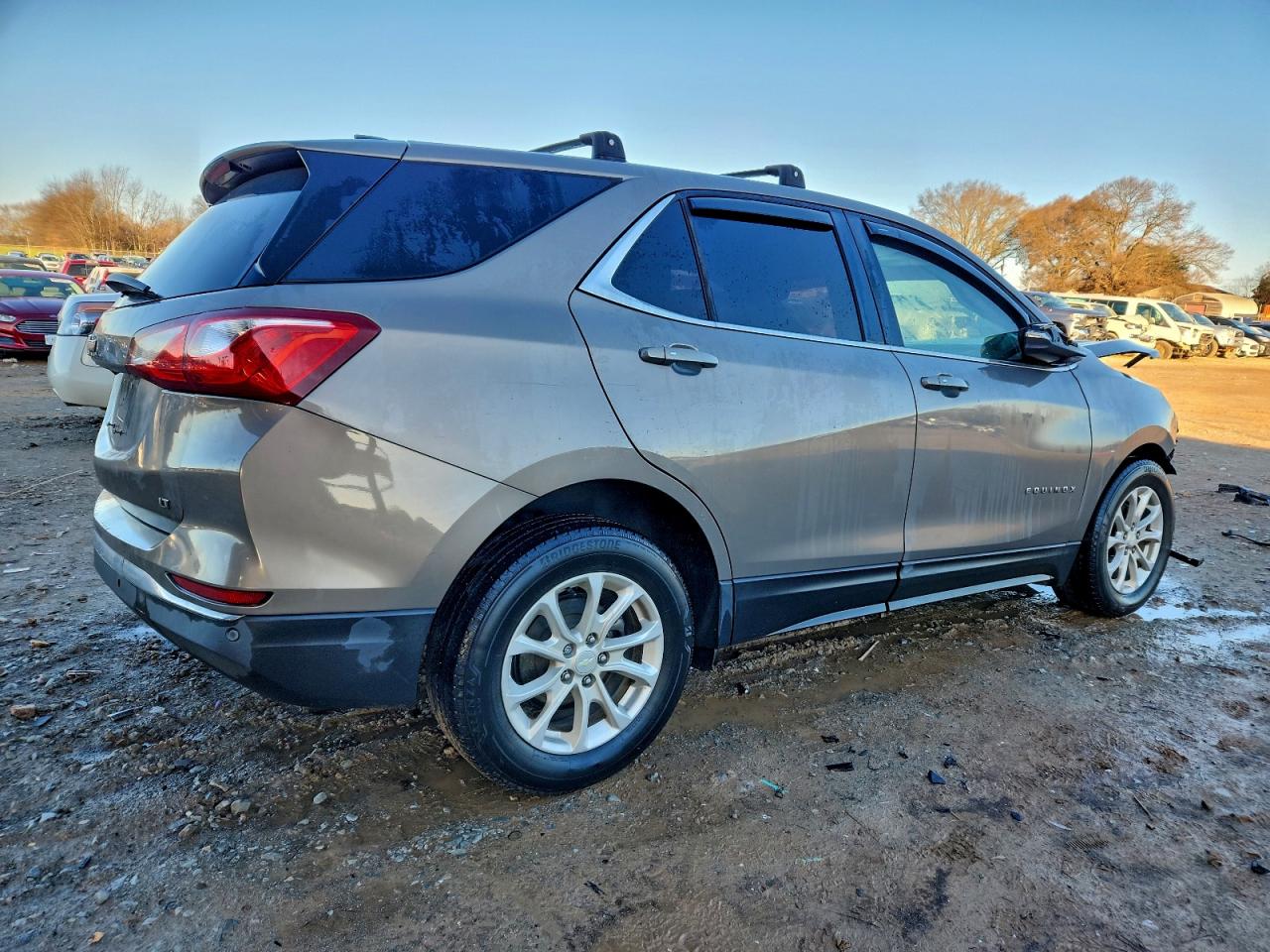 2018 CHEVROLET EQUINOX LT photo 3