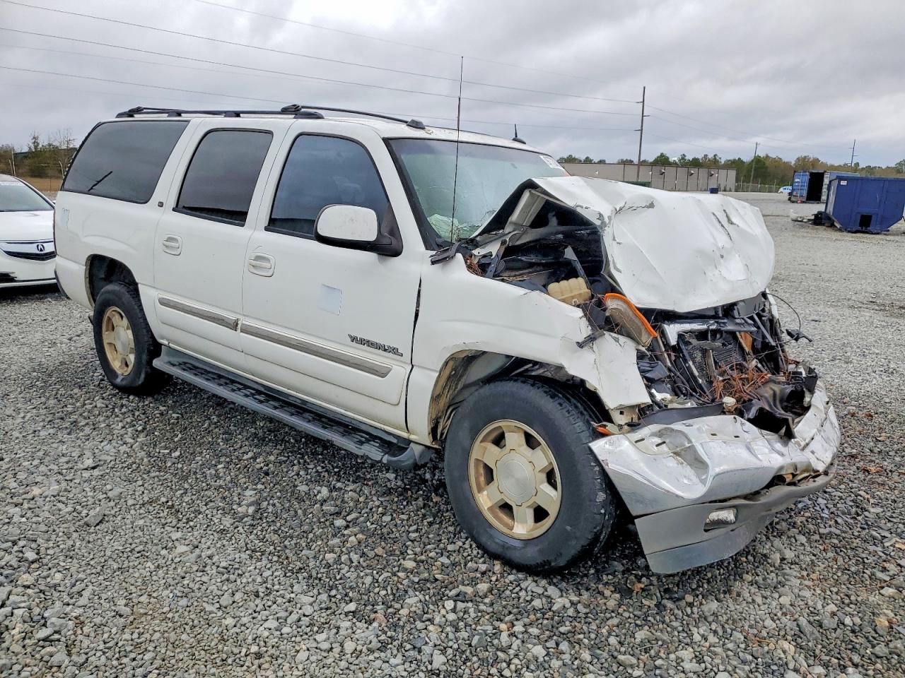 2005 GMC YUKON XL C1500 photo 7
