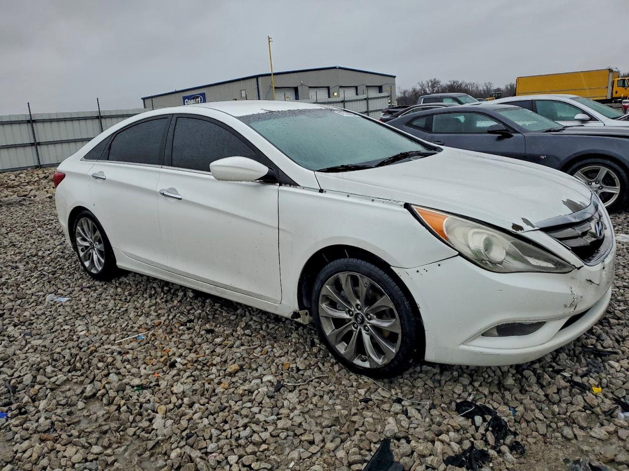 2013 HYUNDAI SONATA SE photo 4