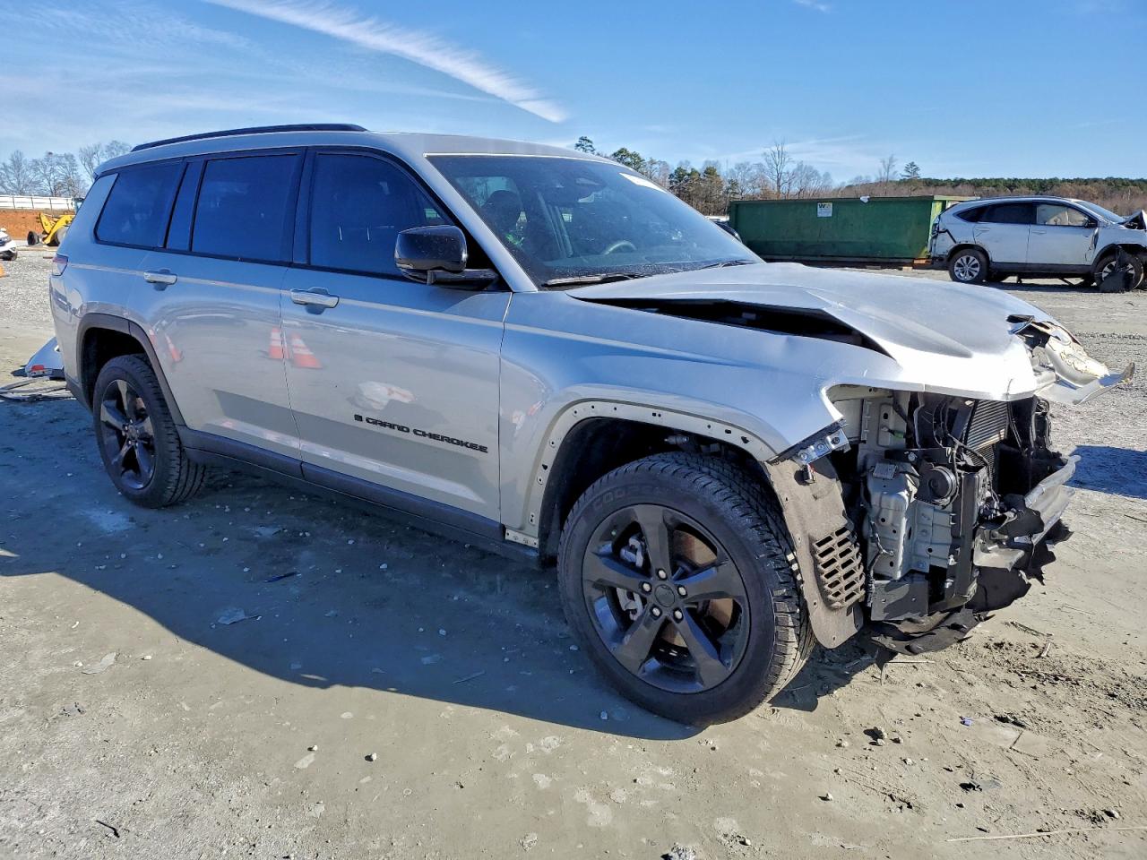 2023 JEEP GRAND CHEROKEE L LAREDO photo 4