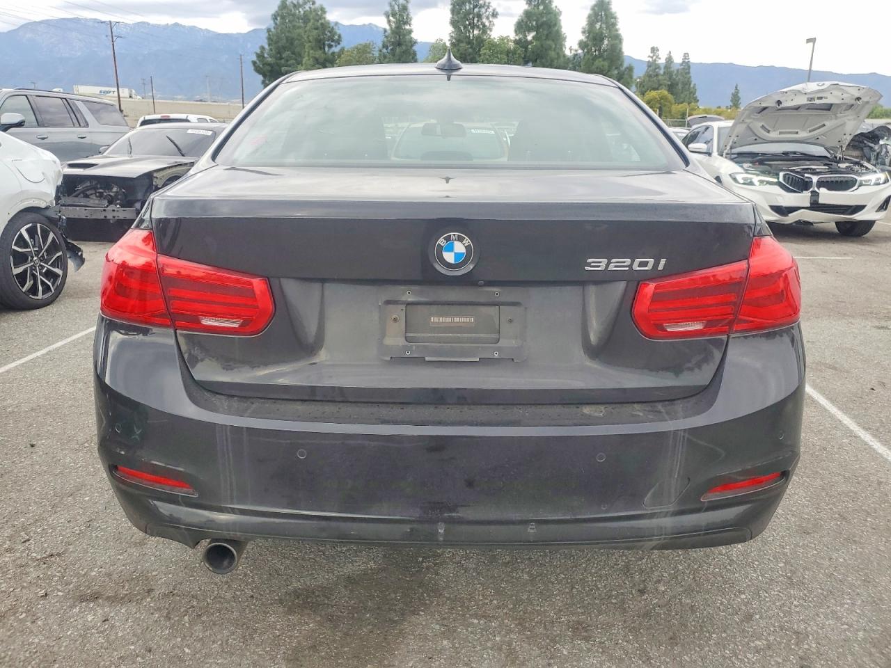 2017 BMW 320 I photo 6