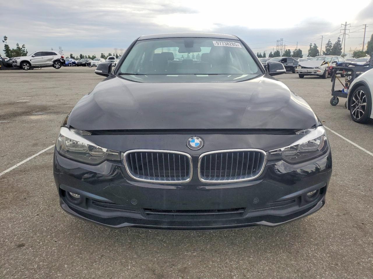 2017 BMW 320 I photo 5