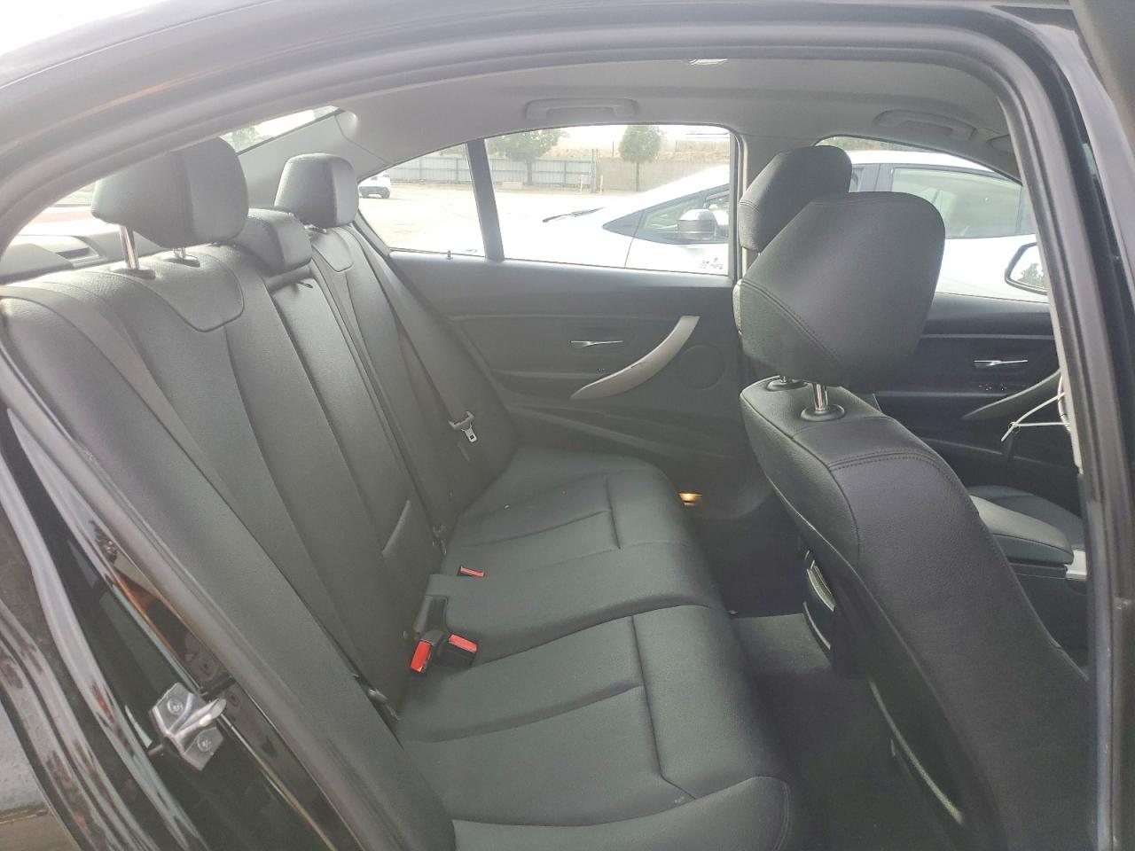 2017 BMW 320 I photo 10