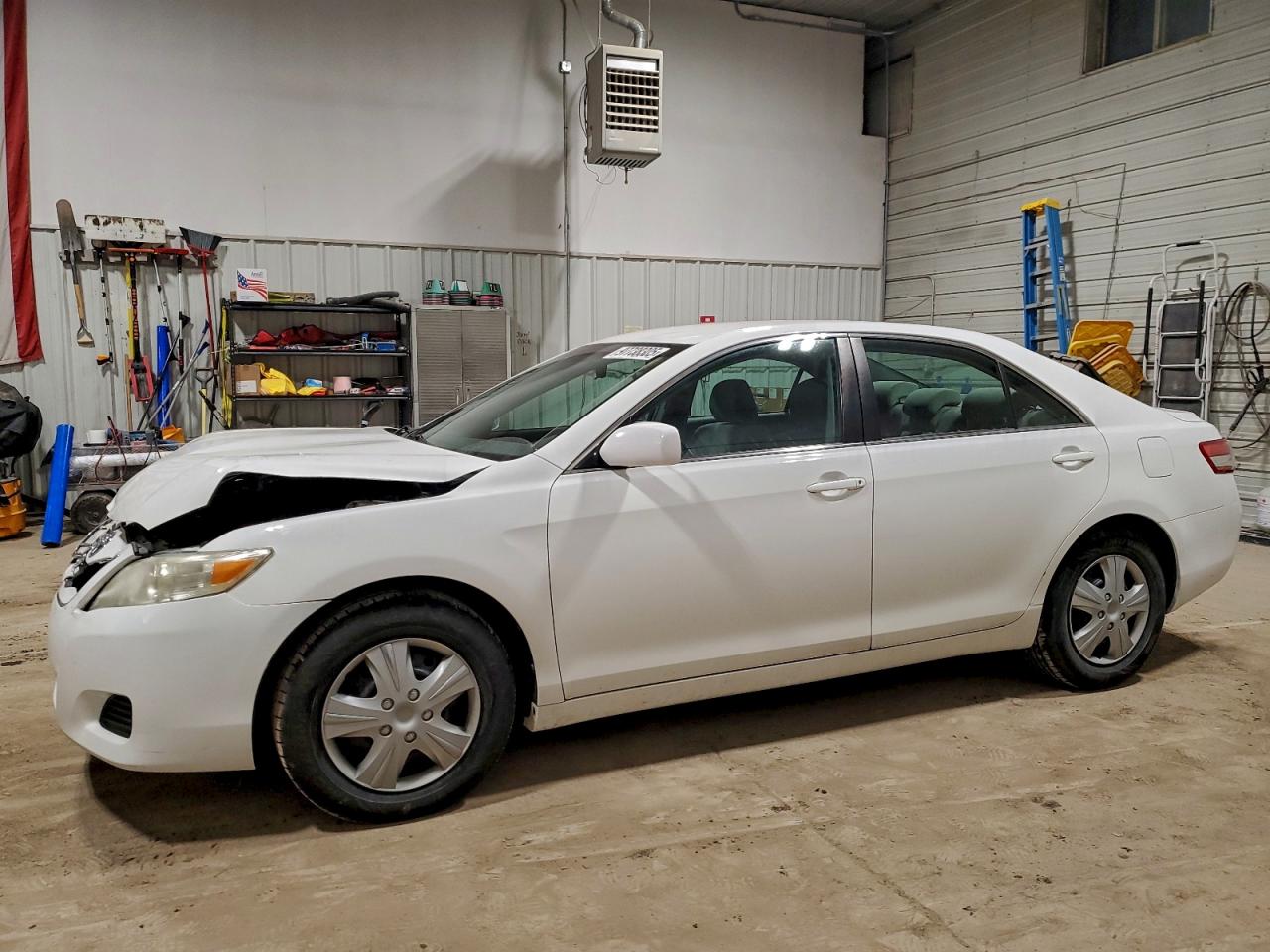 2010 TOYOTA CAMRY