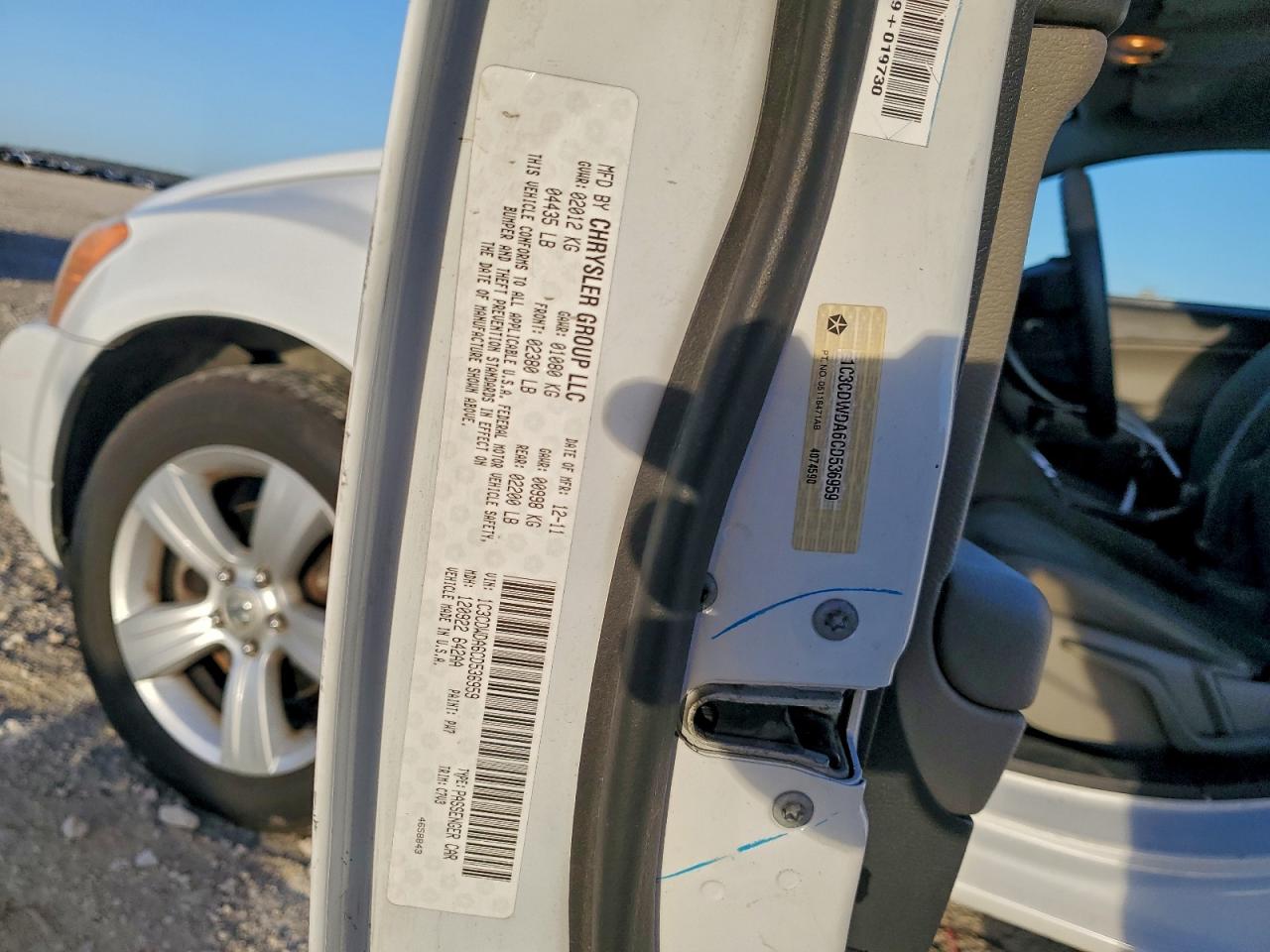 2012 DODGE CALIBER SXT photo 13