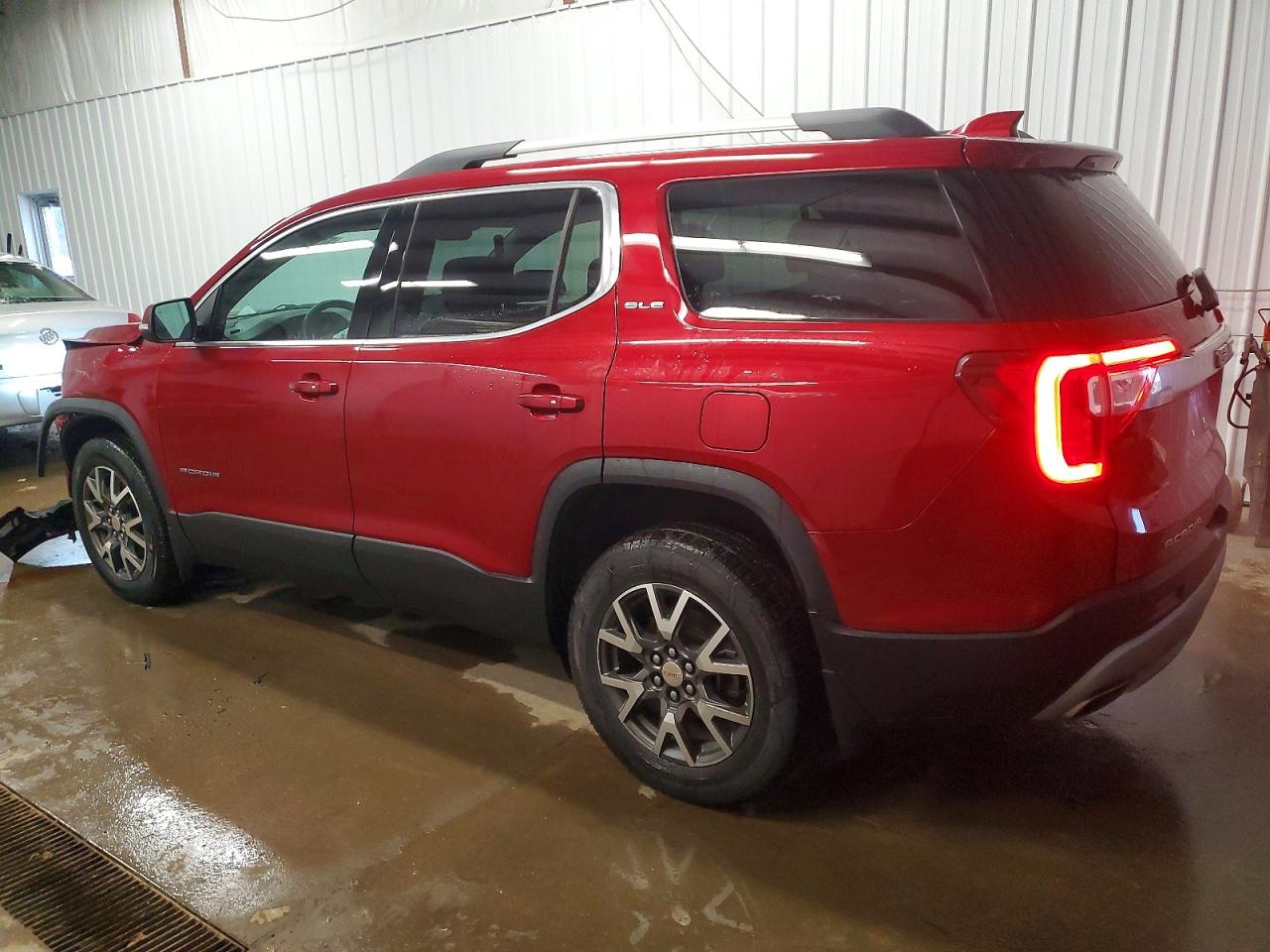2021 GMC ACADIA SLE photo 2