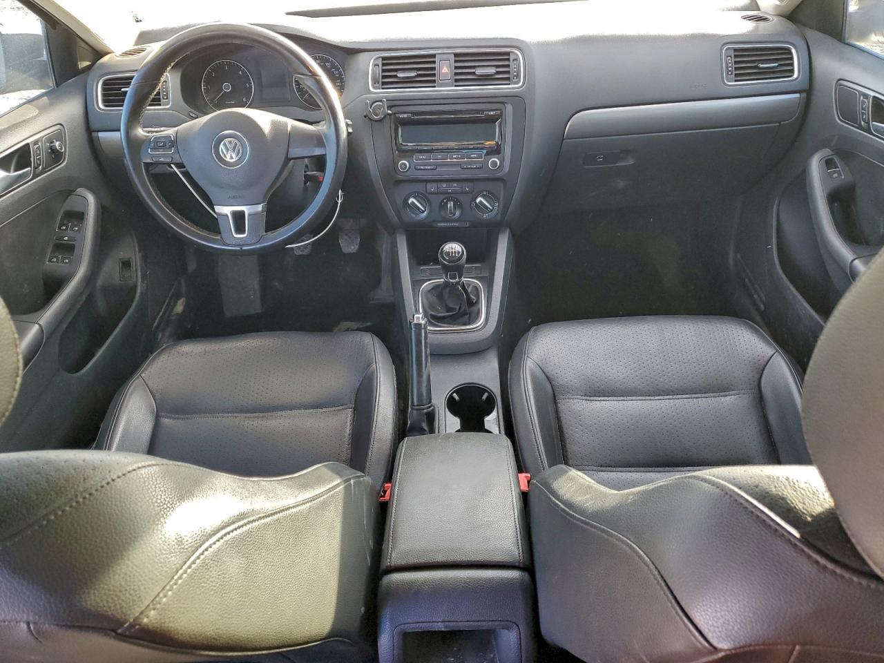 2014 VOLKSWAGEN JETTA TDI photo 8