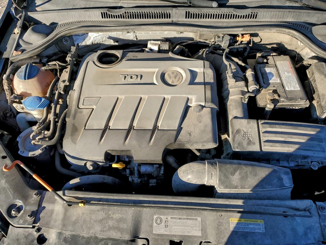 2014 VOLKSWAGEN JETTA TDI photo 11