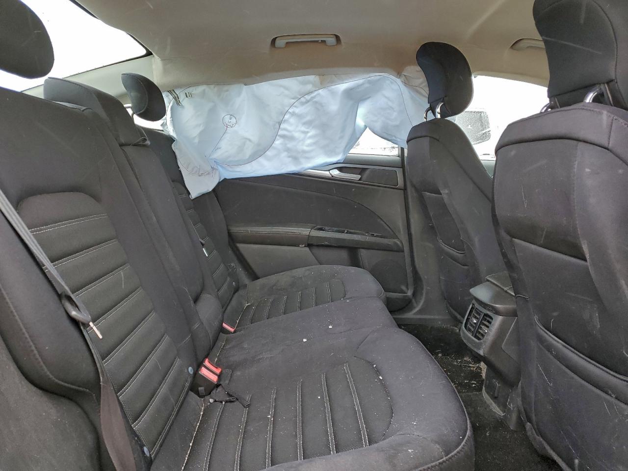2013 FORD FUSION SE photo 10