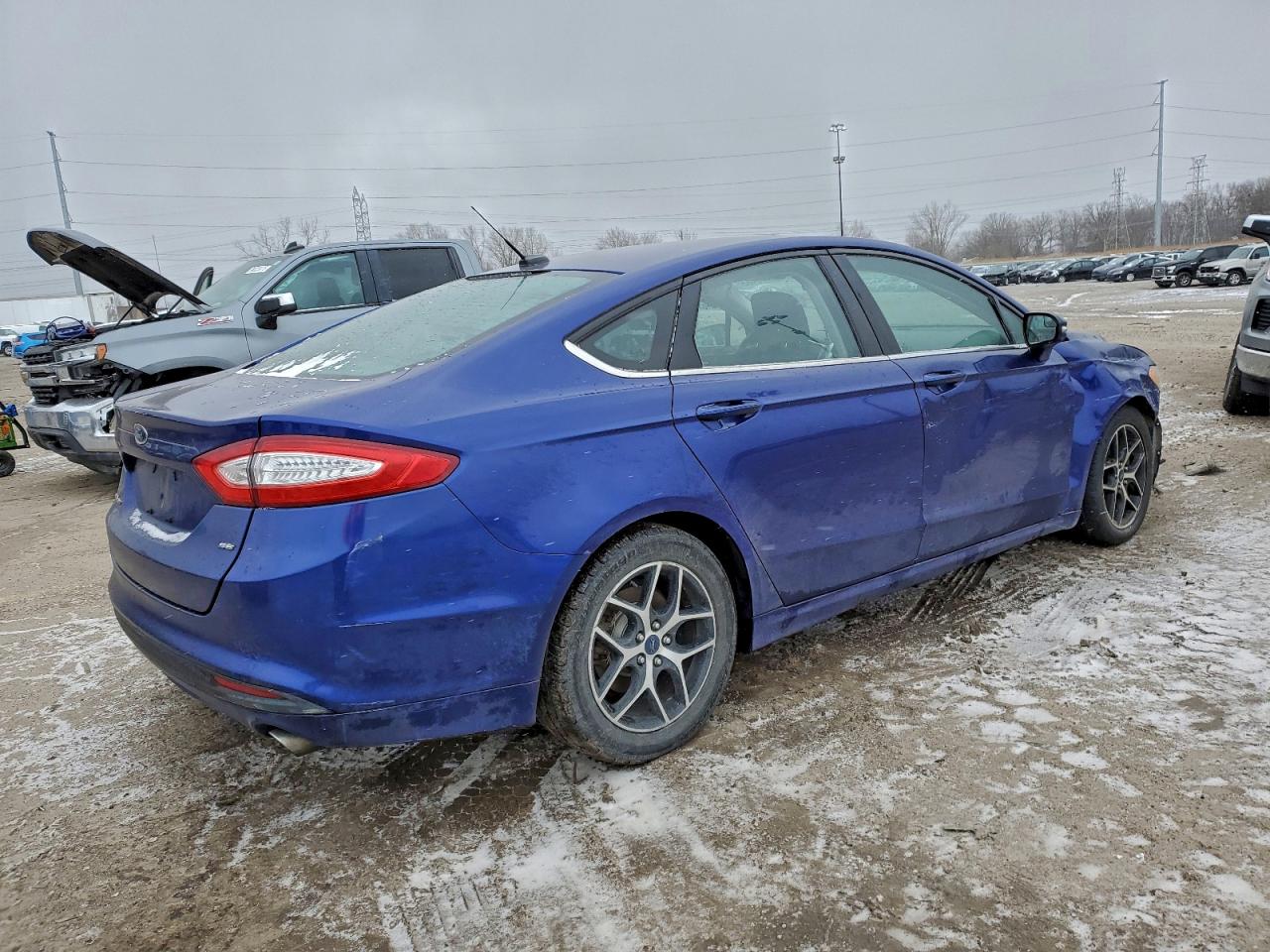 2013 FORD FUSION SE photo 3