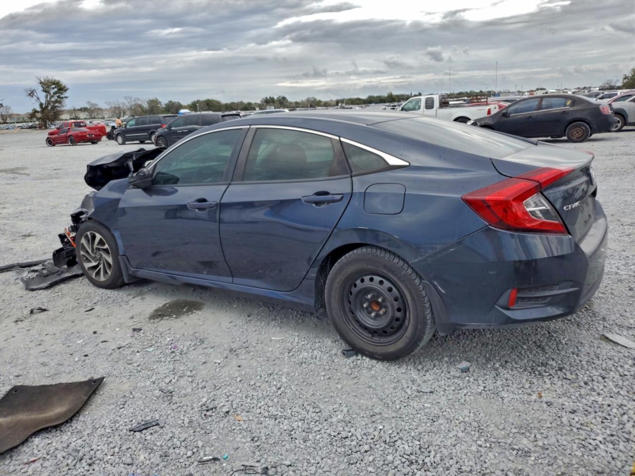 2016 HONDA CIVIC EX photo 2