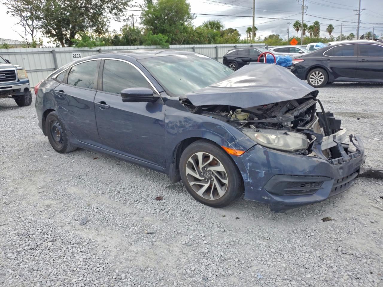 2016 HONDA CIVIC EX photo 4