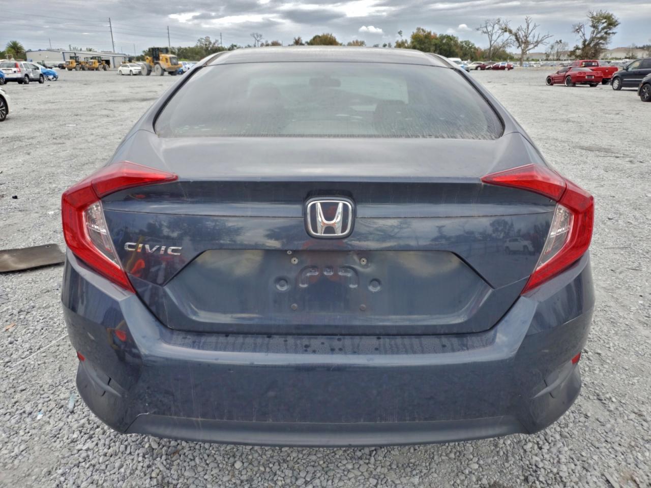 2016 HONDA CIVIC EX photo 6