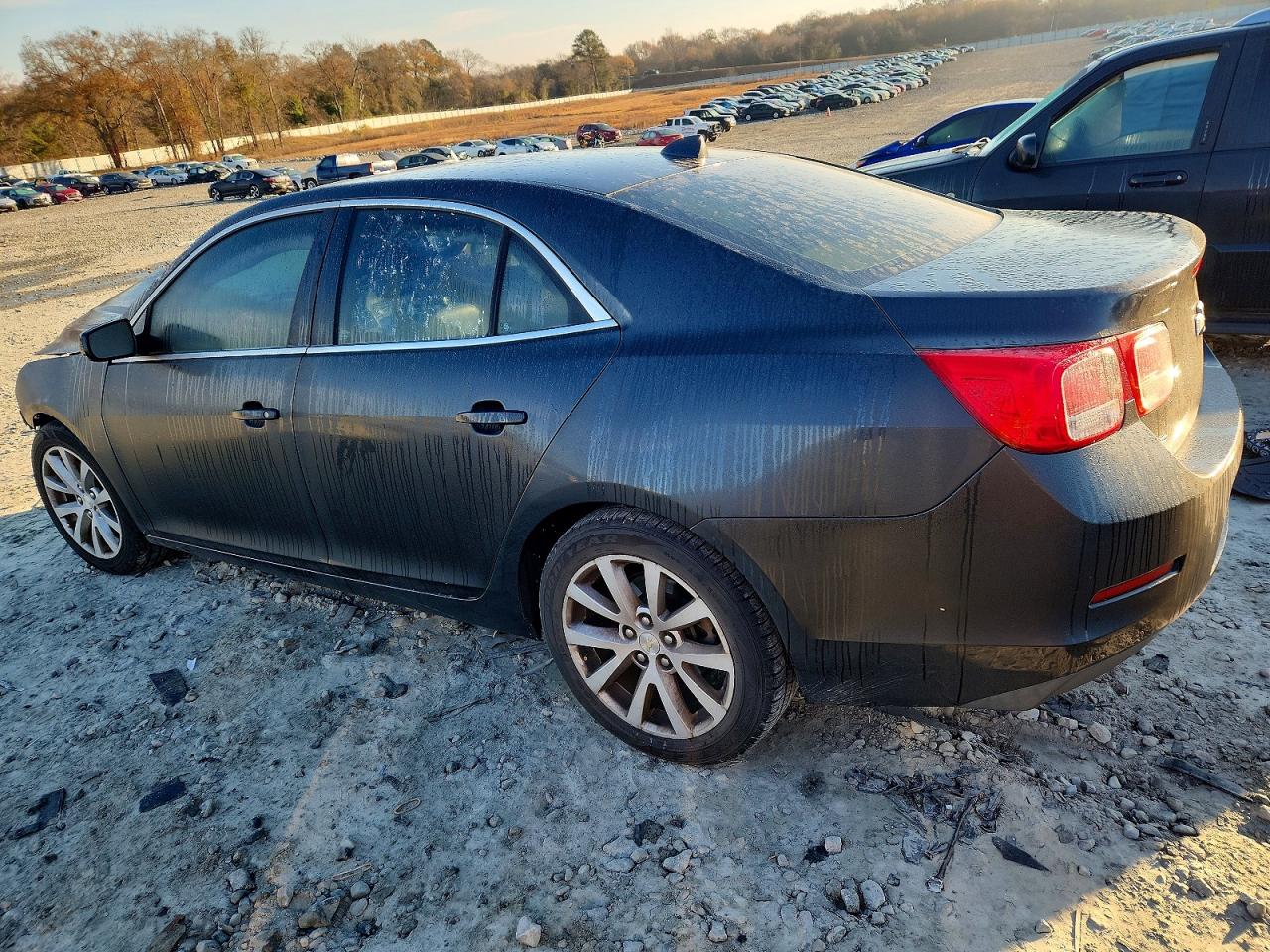 2014 CHEVROLET MALIBU 2LT photo 2
