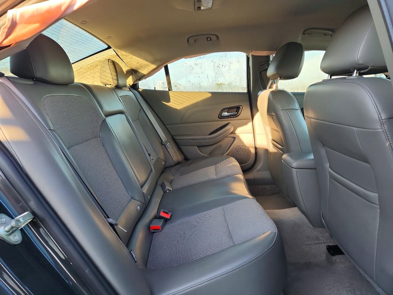 2014 CHEVROLET MALIBU 2LT photo 10