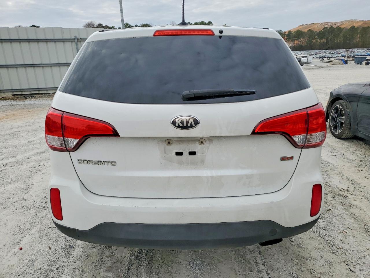 2014 KIA SORENTO LX photo 6