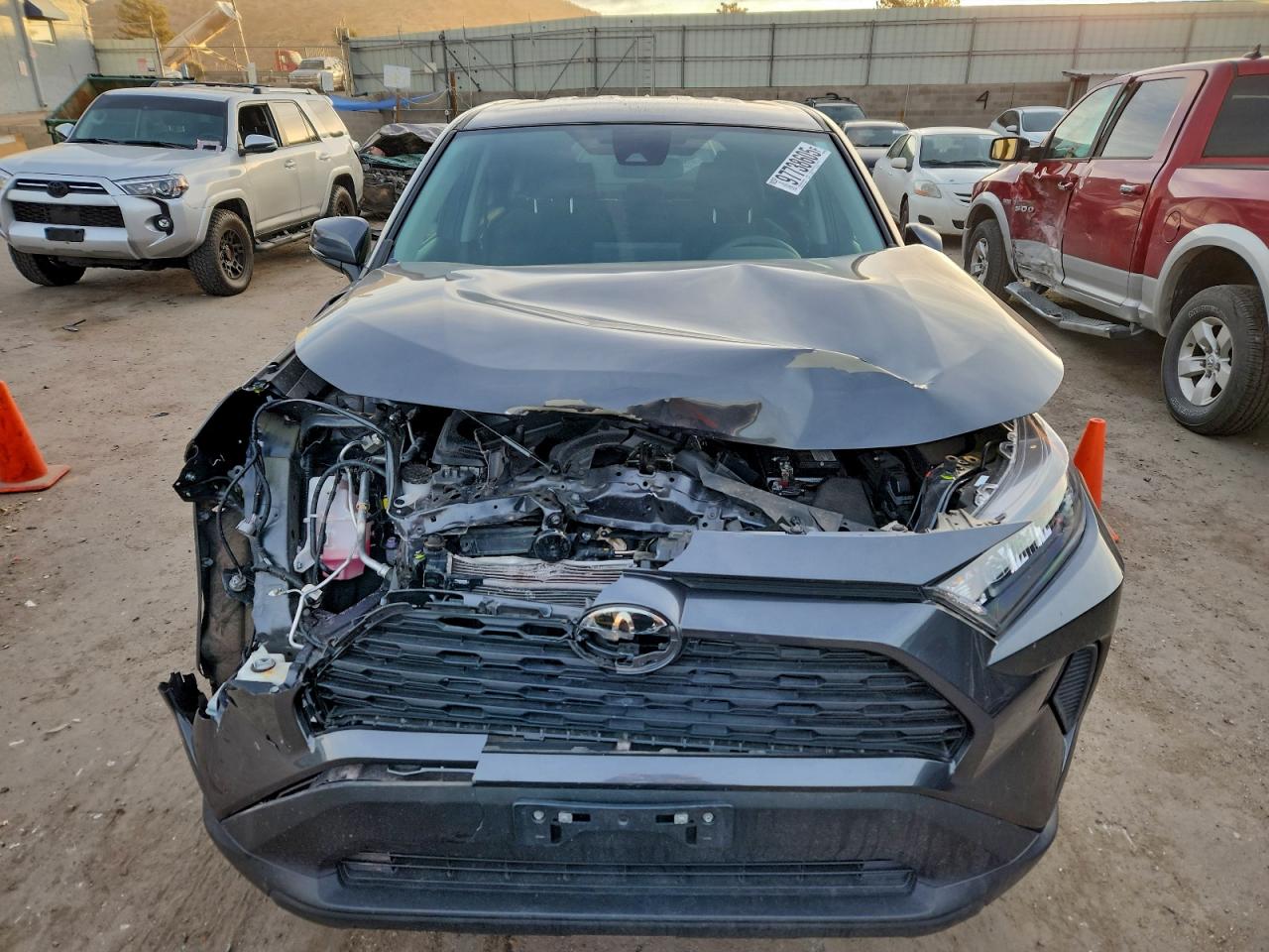 2022 TOYOTA RAV4 LE photo 9