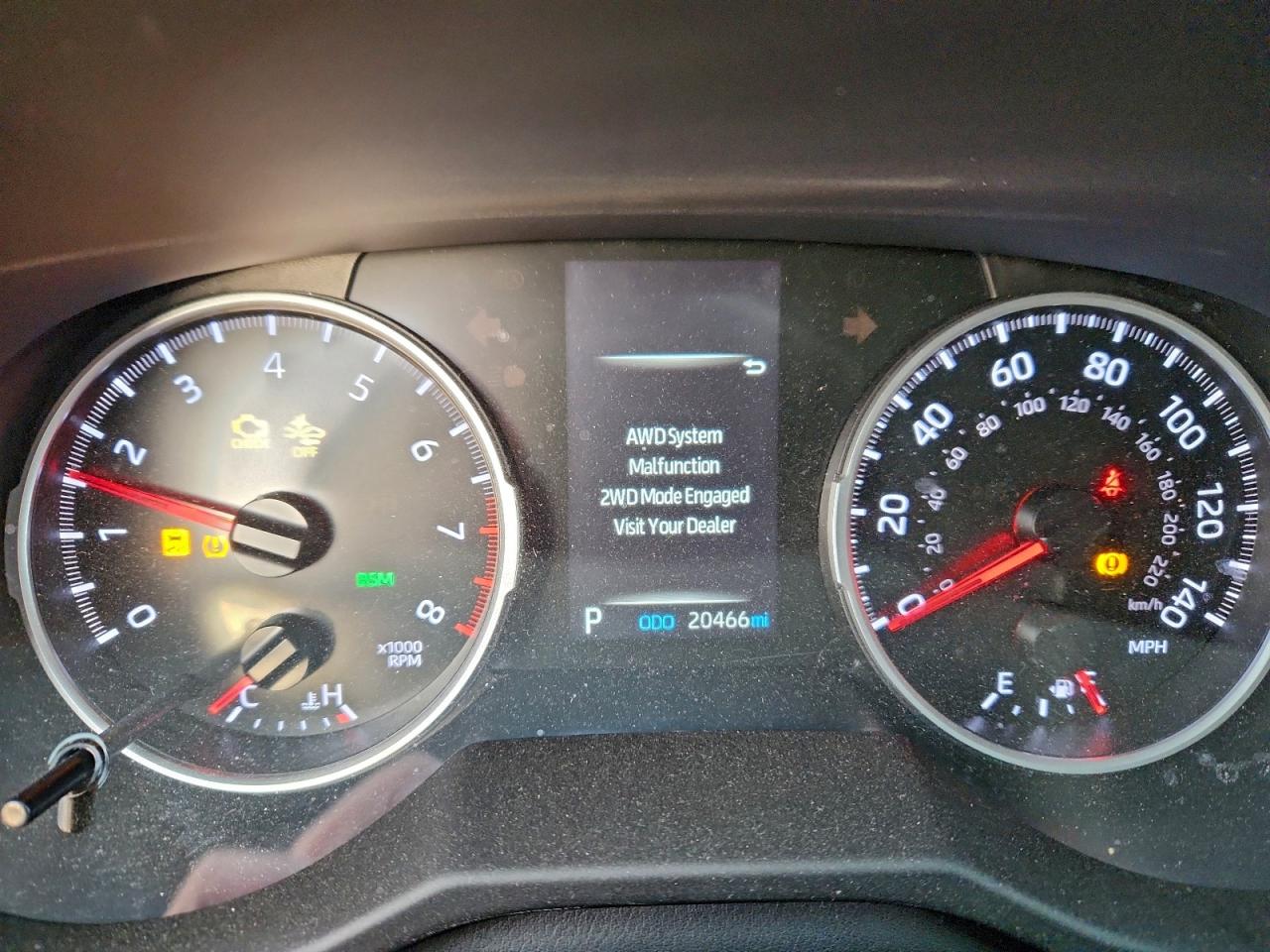 2022 TOYOTA RAV4 LE photo 17