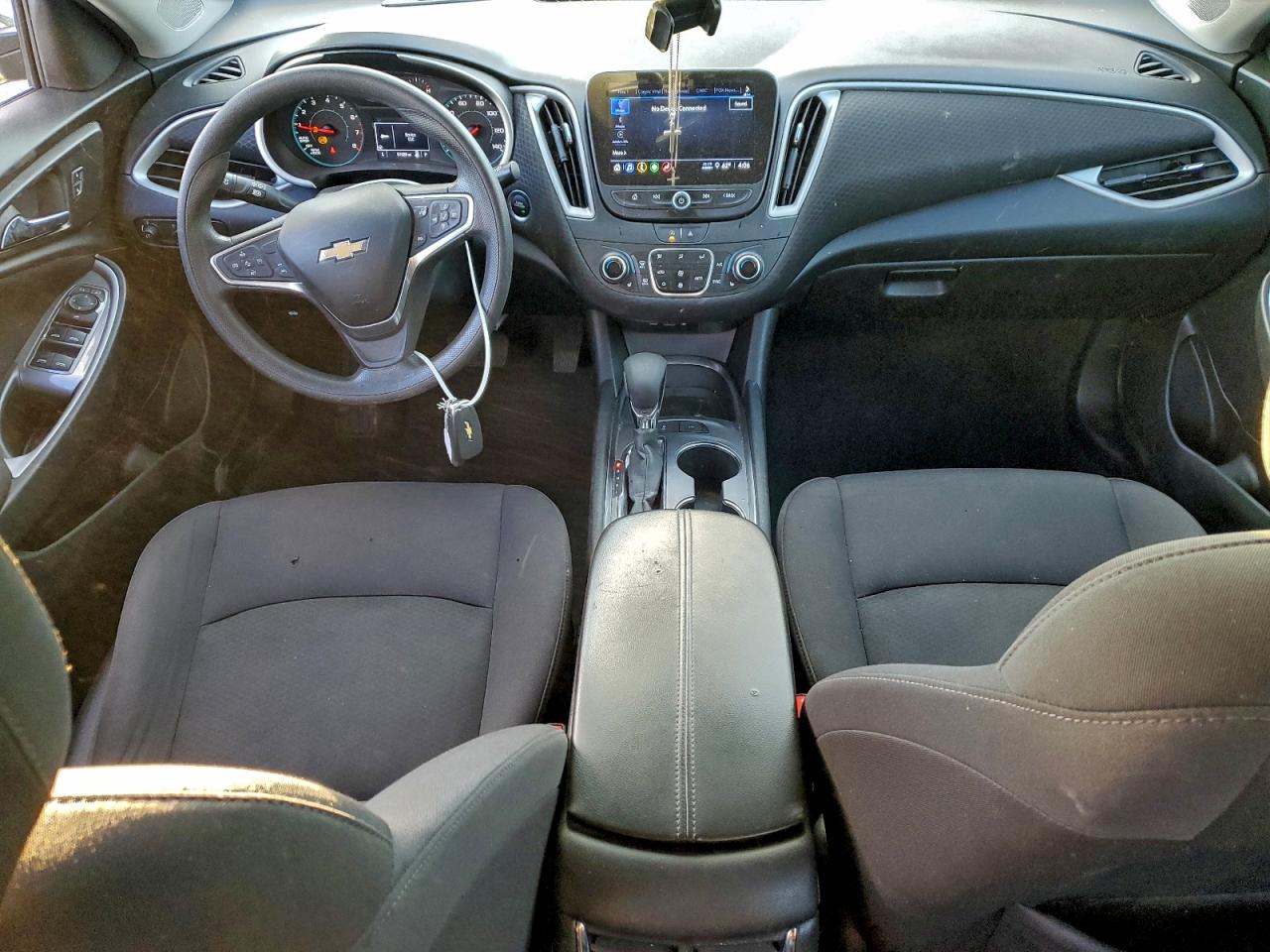 2024 CHEVROLET MALIBU LT photo 8