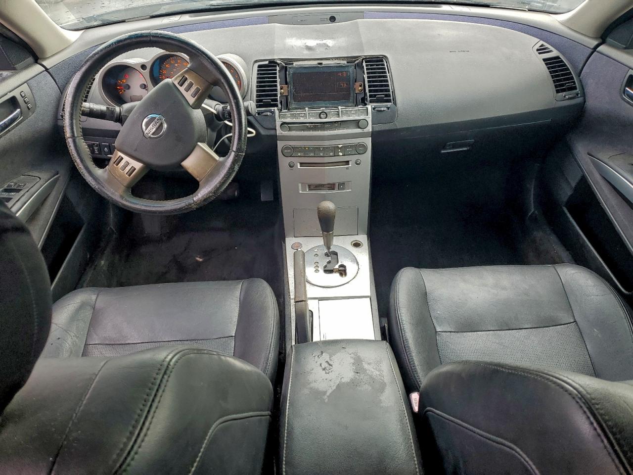 2005 NISSAN MAXIMA SE photo 8